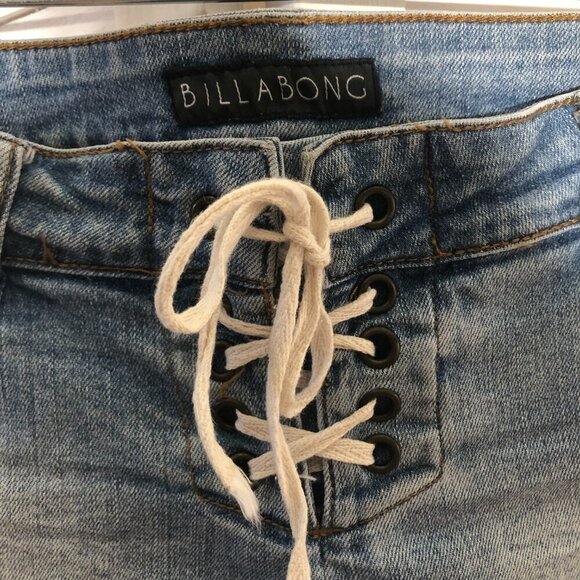 Billabong Y2K Distressed Jean Shorts - Size 3 - Picture 4 of 8